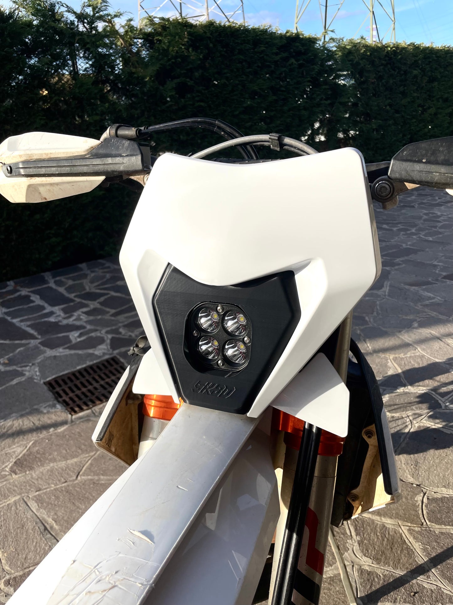 Faro led KTM